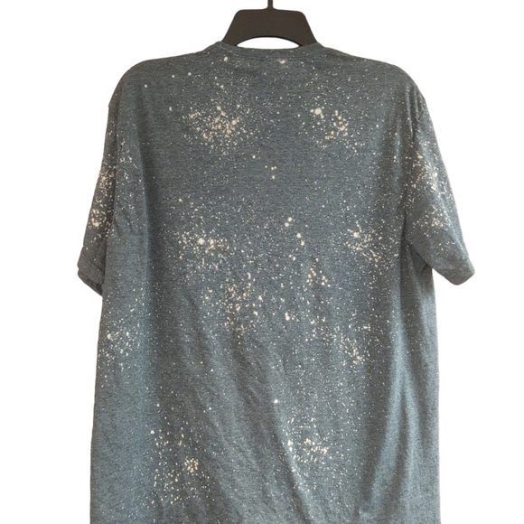 EUC Women's Oversized Tee Size L - Picture 2 of 5